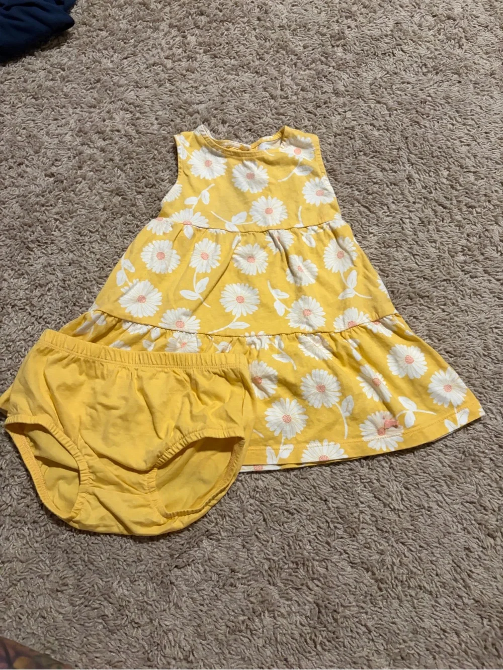 Carter’s 24M Yellow Daisy Floral Dress + Bloomers Like New